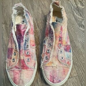 Women’s 7 Corky’s deck shoes